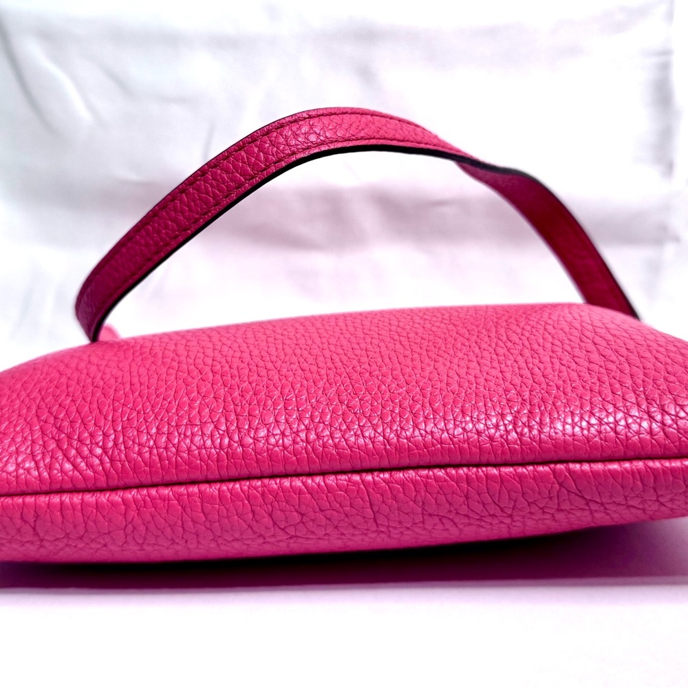 Michael Kors Pink Large Wristlet pebble leather Bag with Gold Accents EUC - Picture 16 of 16